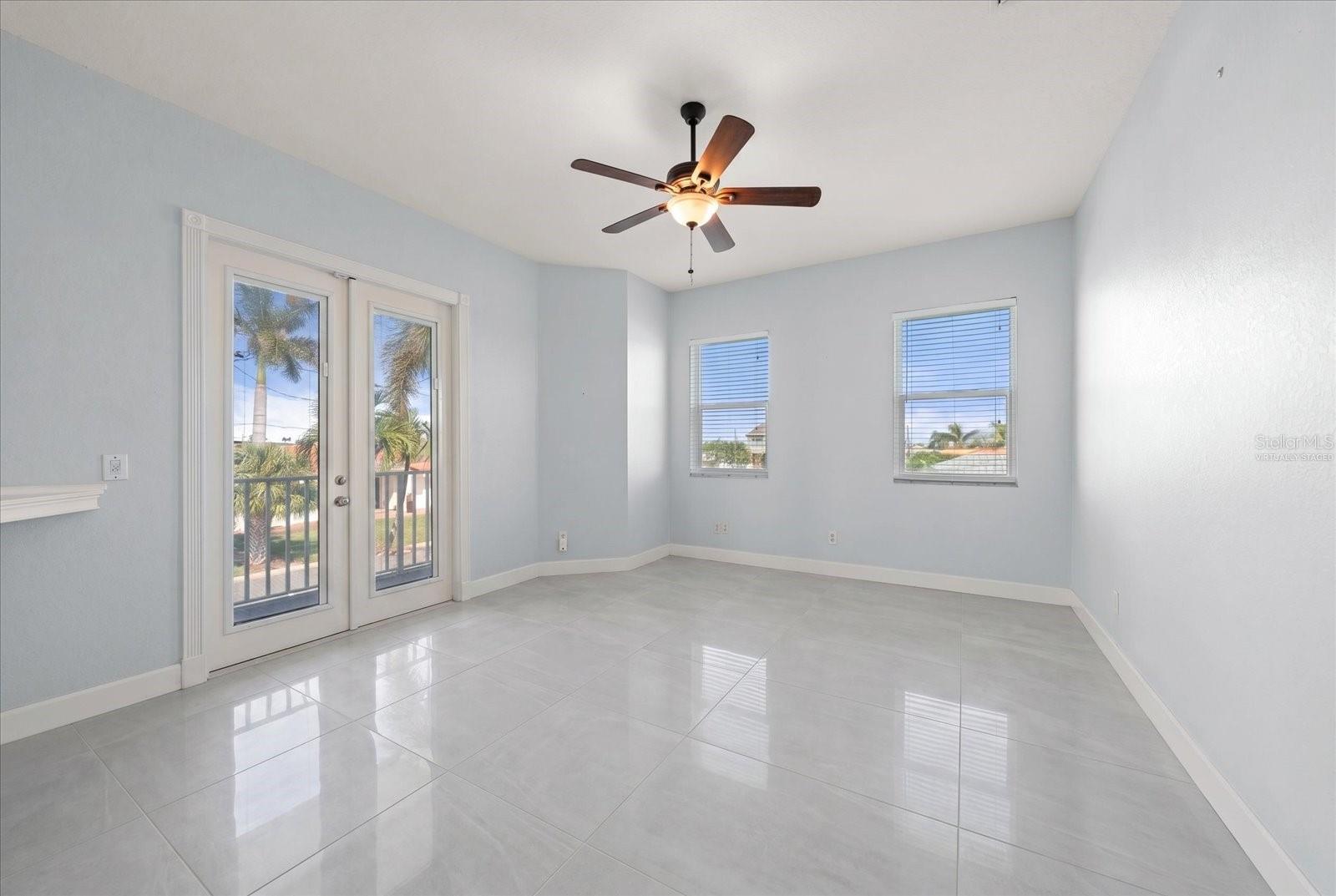 CAPRI ISLE SUB - Residential