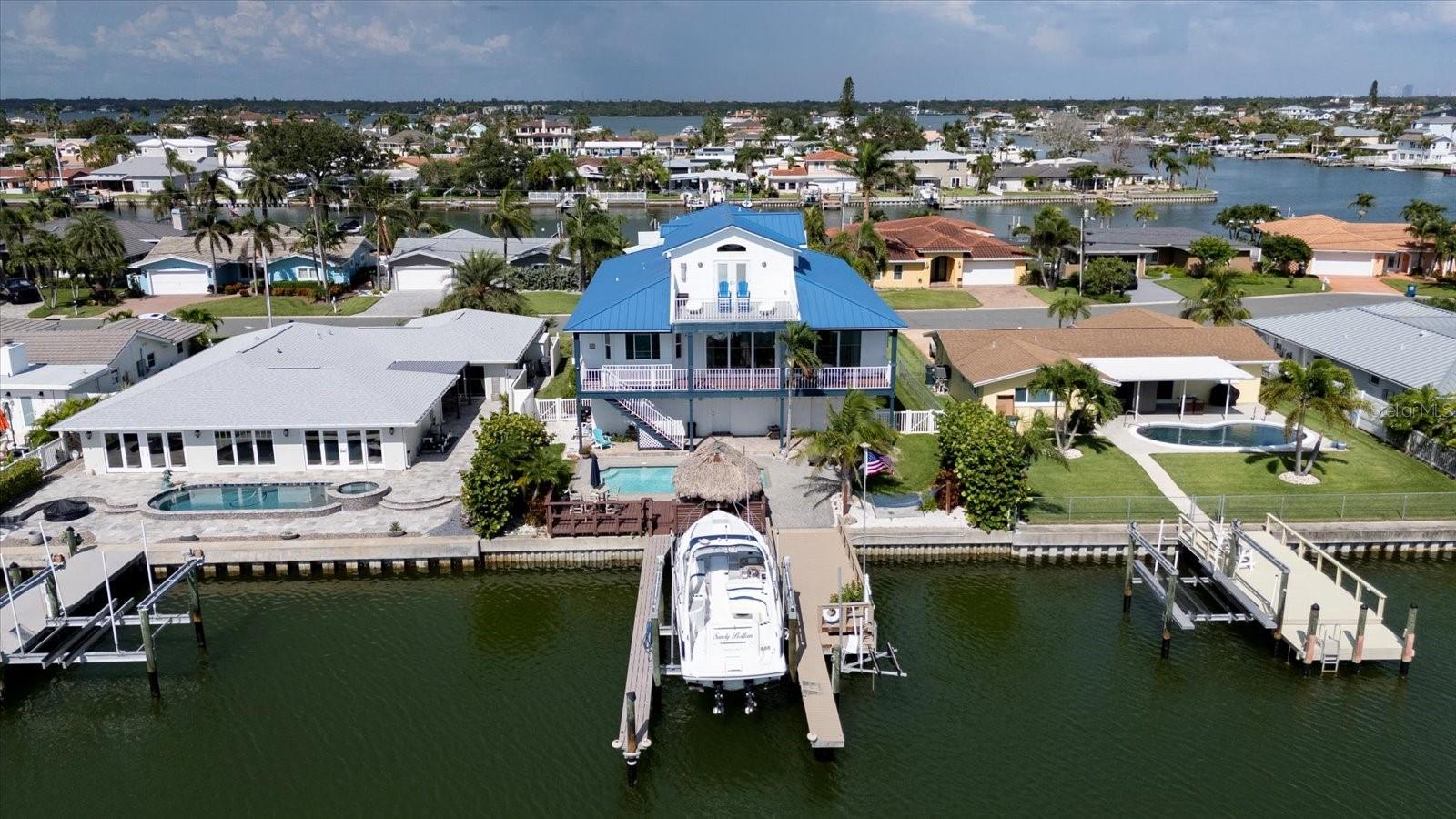 CAPRI ISLE SUB - Residential