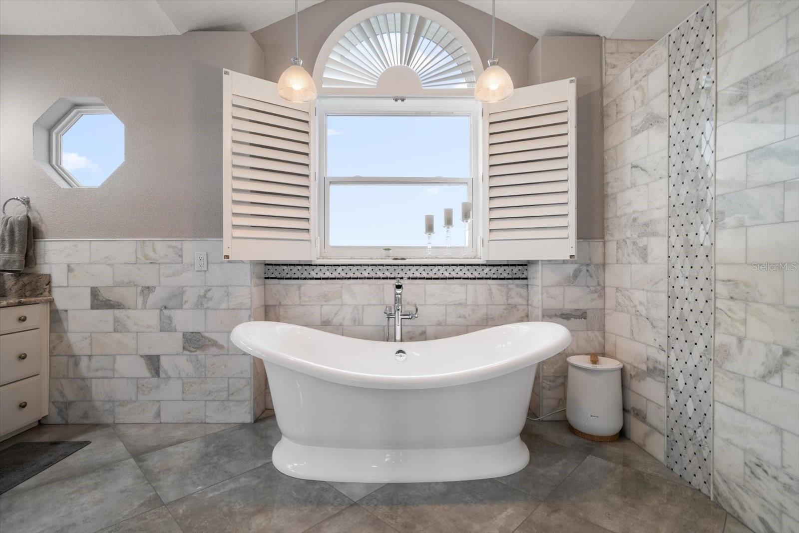 CAPRI ISLE SUB - Residential