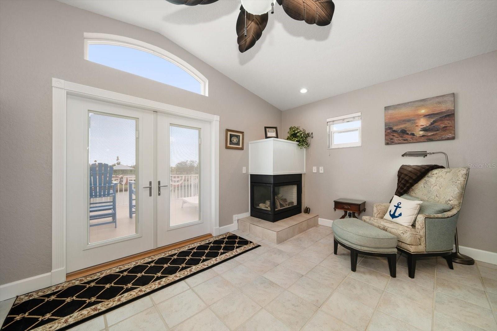 CAPRI ISLE SUB - Residential