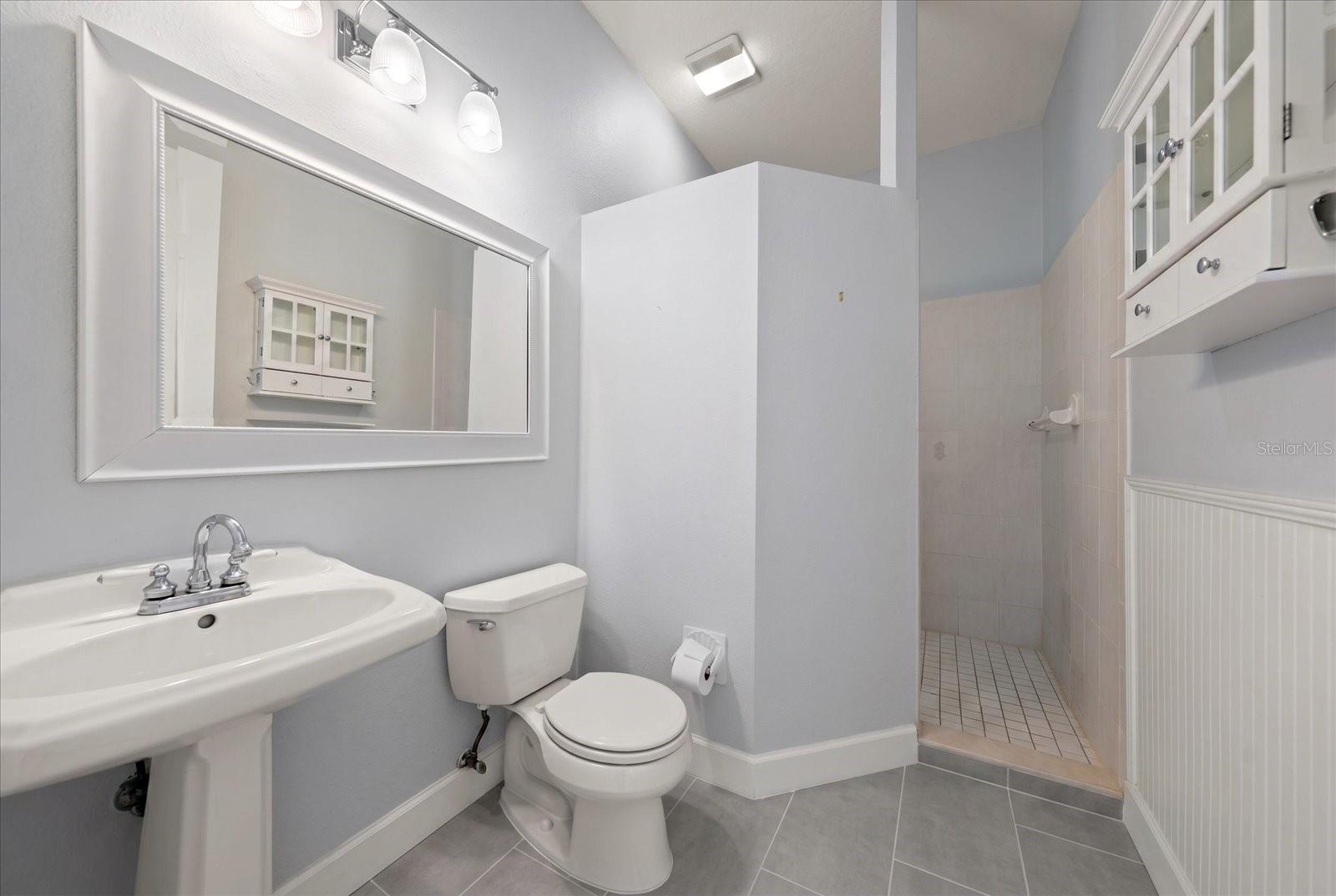 CAPRI ISLE SUB - Residential