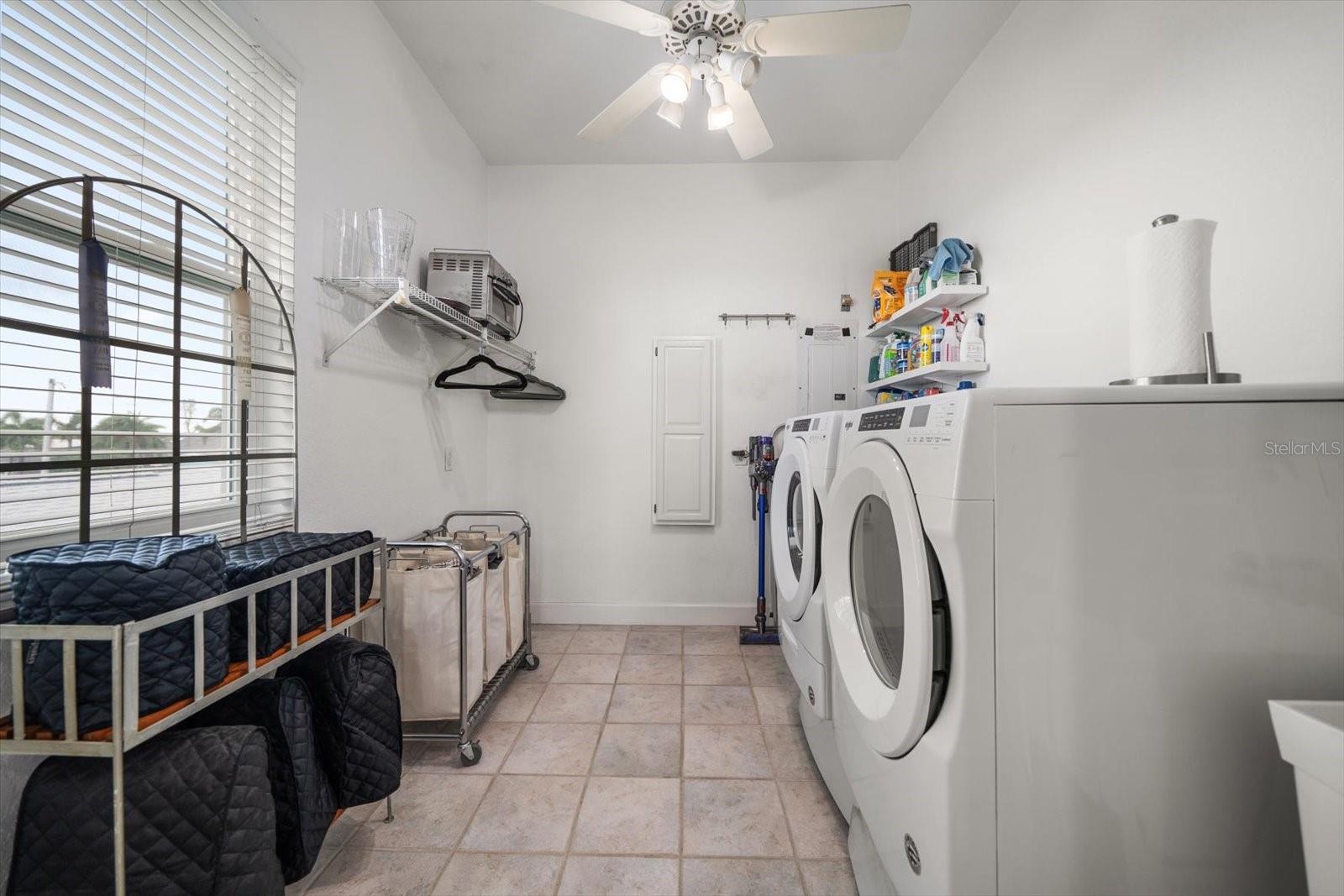CAPRI ISLE SUB - Residential