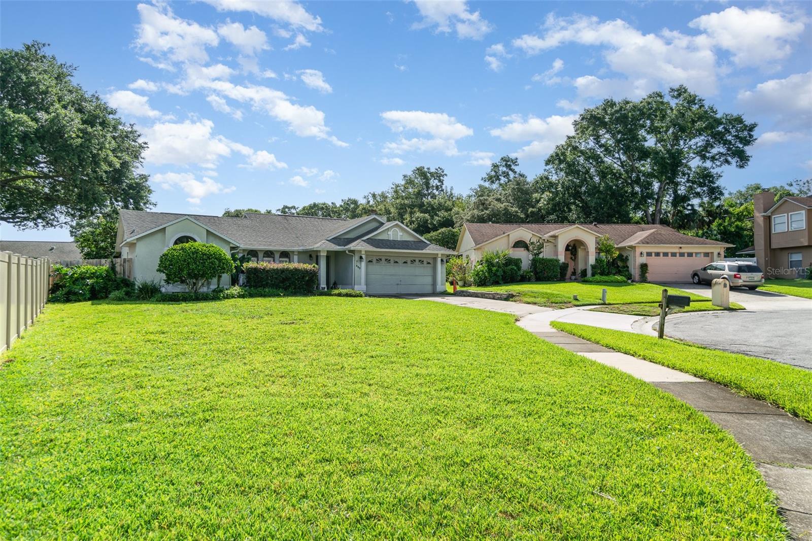 923 FRESHMEADOW COURT
