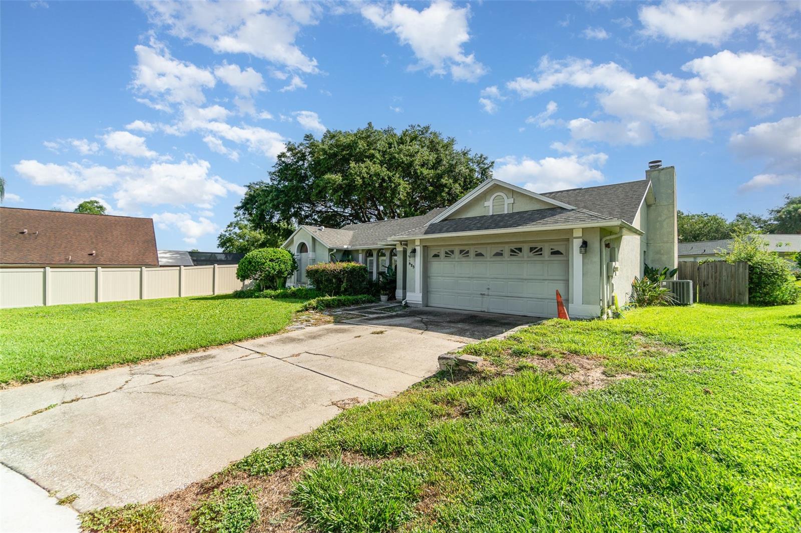 923 FRESHMEADOW COURT