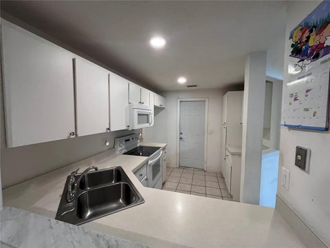 141 Dovecote Lane, Daytona Beach, FL 32114