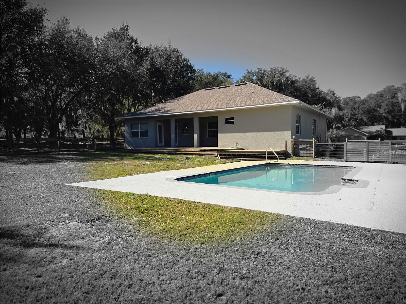 YALAHA HUTCHINSONS ADD - Residential