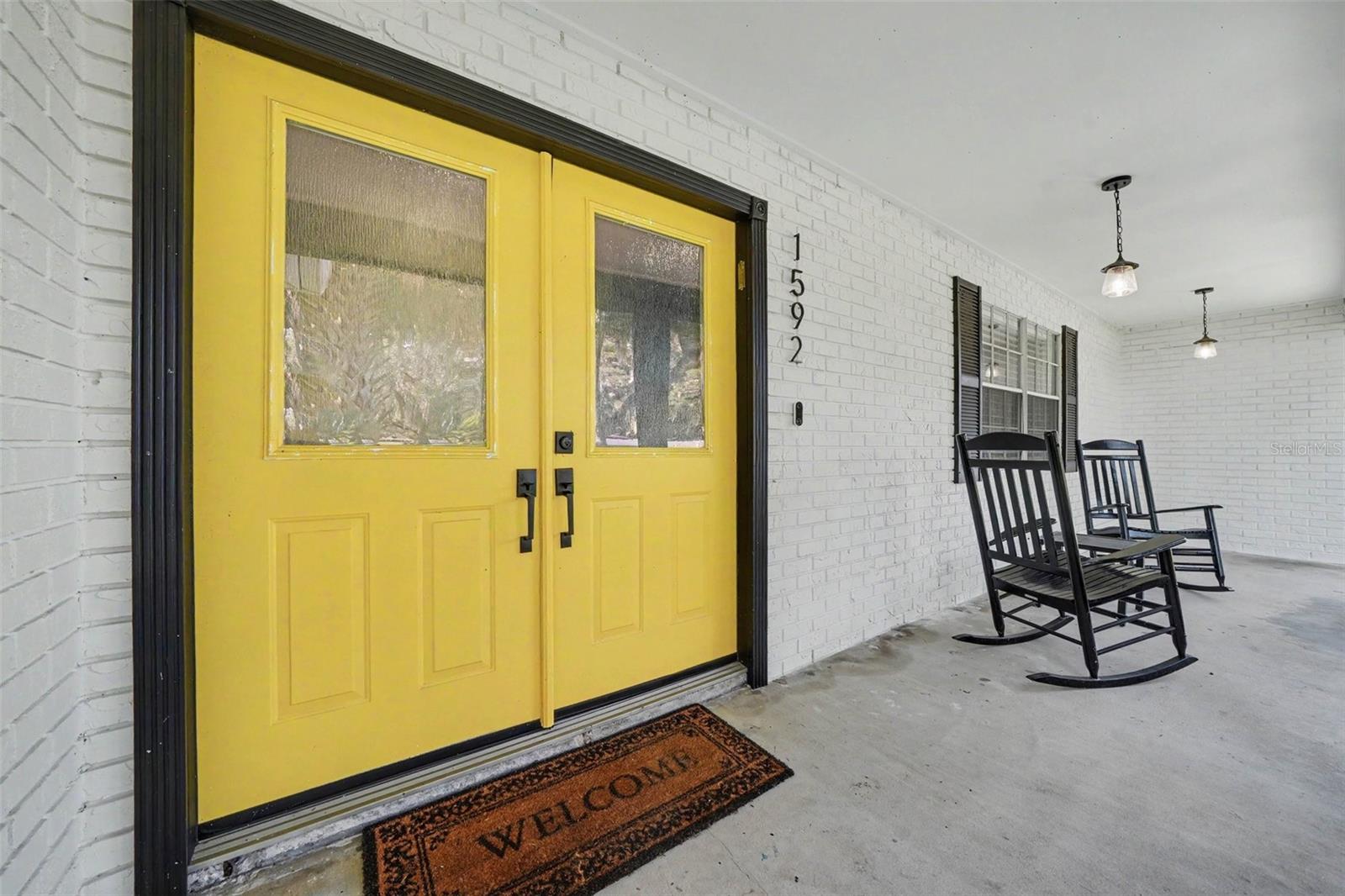 1592 SKYLINE DRIVE