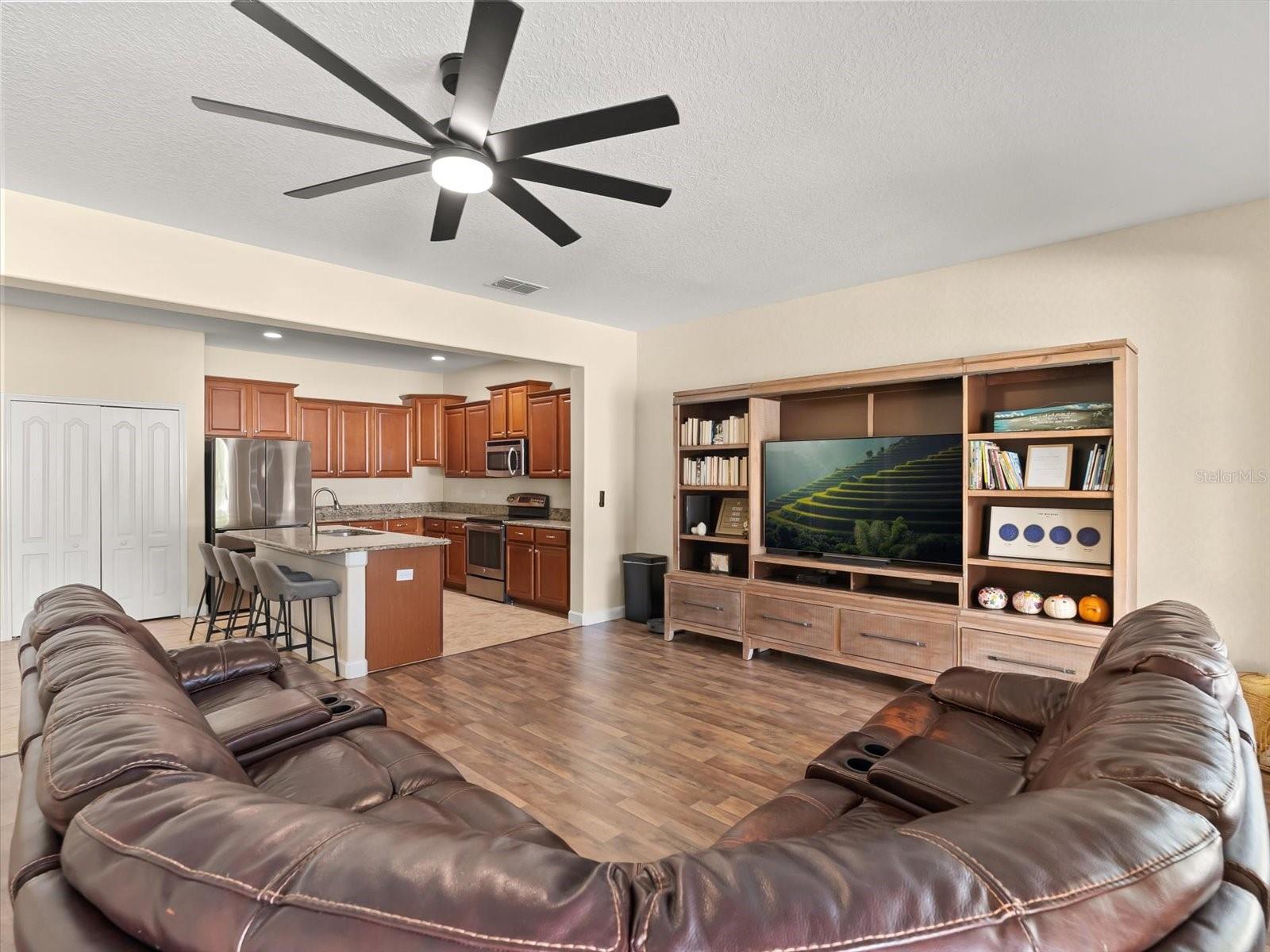 SIGNATURE LAKES PH 02 A B H I J - Residential