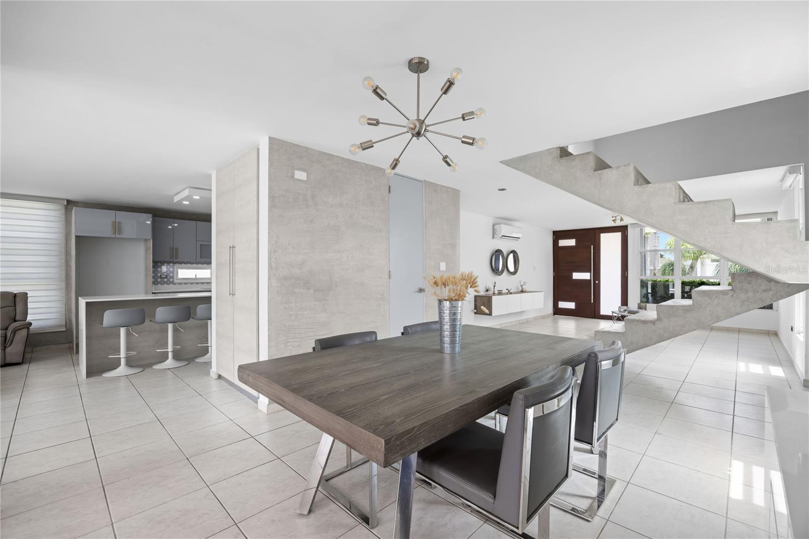 PASEO LAS OLAS - Residential