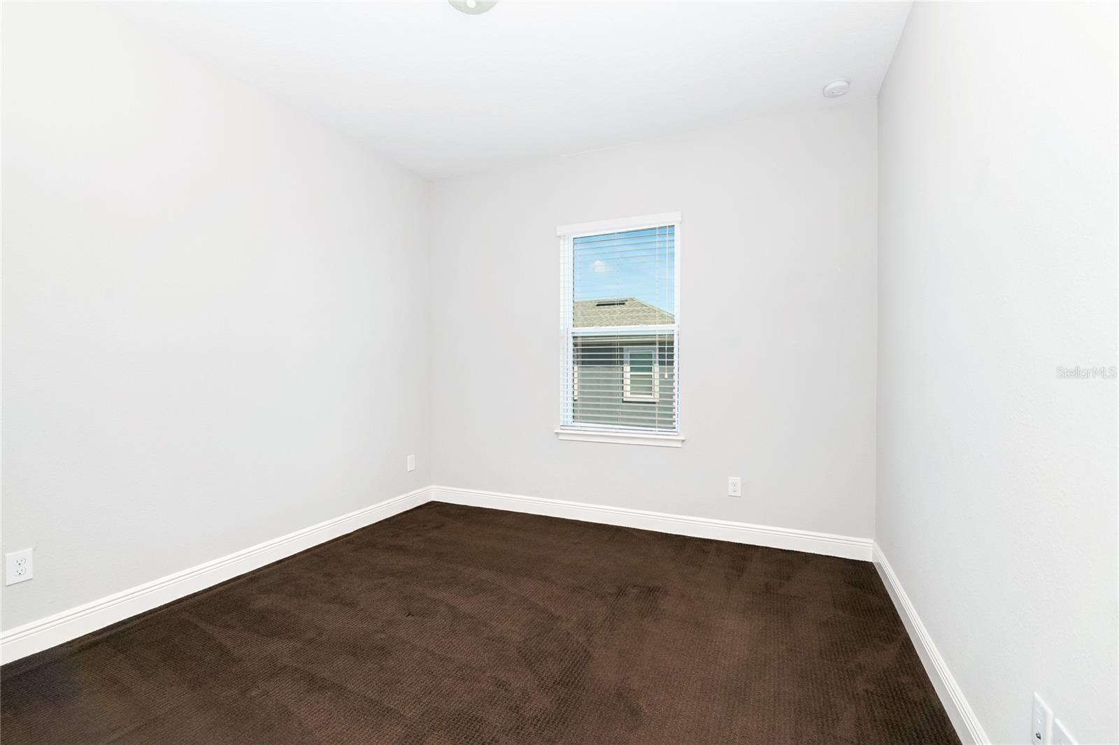 LAUREATE PARK - Residential Lease