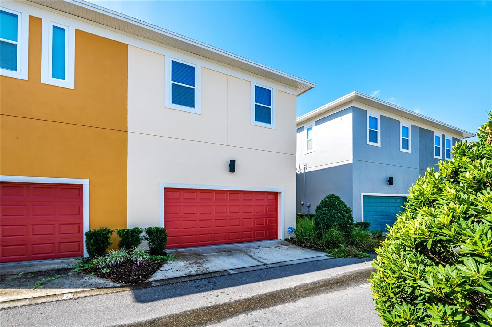 LAUREATE PARK - Residential Lease