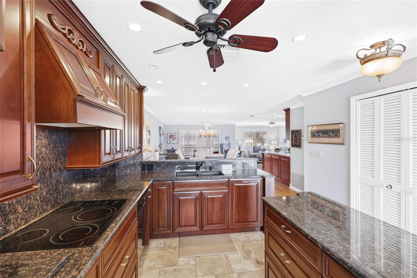 RIVER OAKS APTS SEC A - Residential