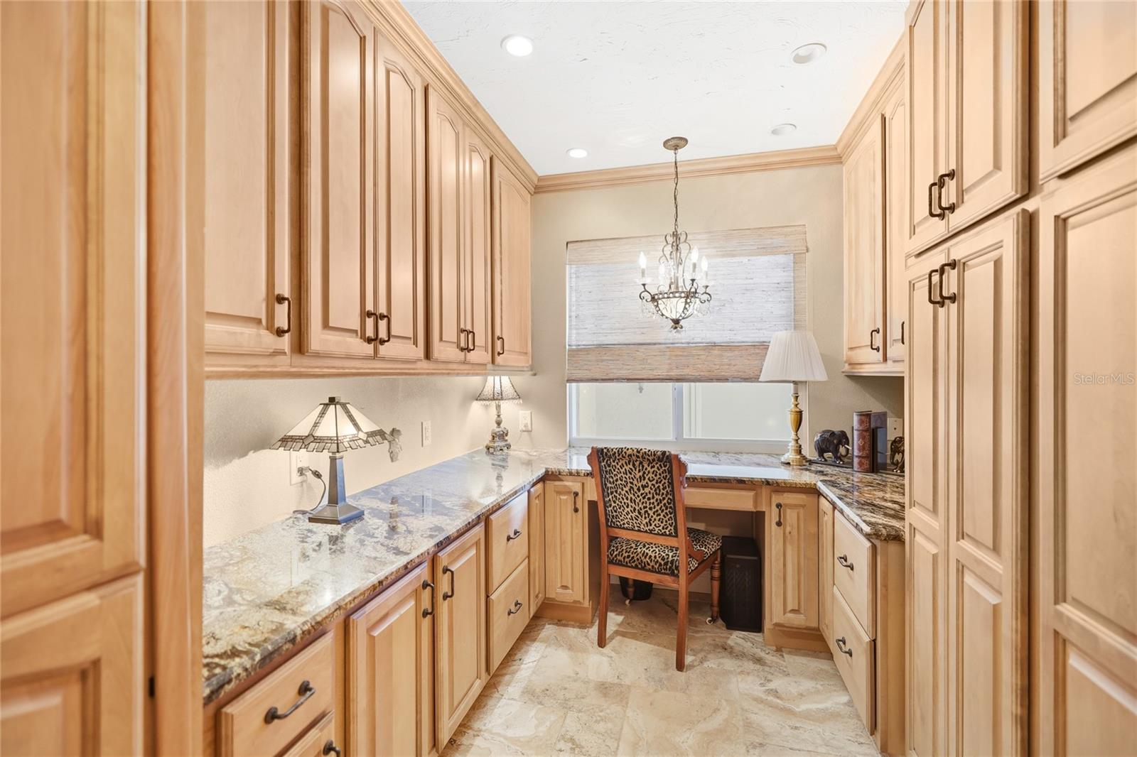 RIVER OAKS APTS SEC A - Residential