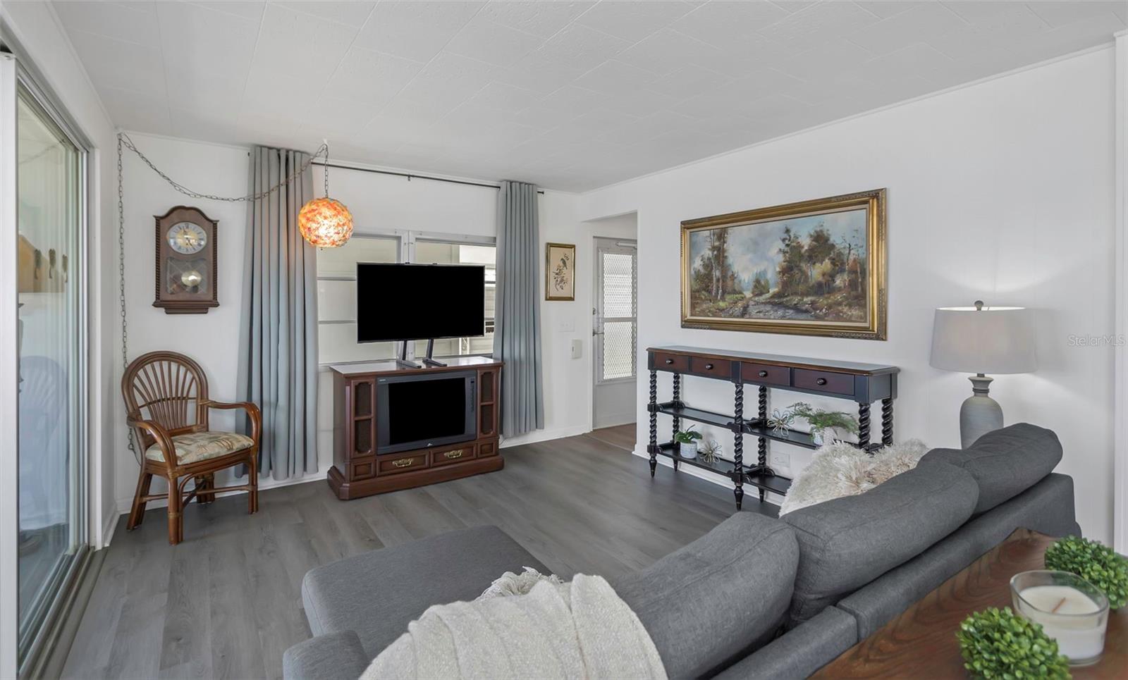 BAY ARISTOCRAT VILLAGE MOBILE HOME PARK UNREC - Residential