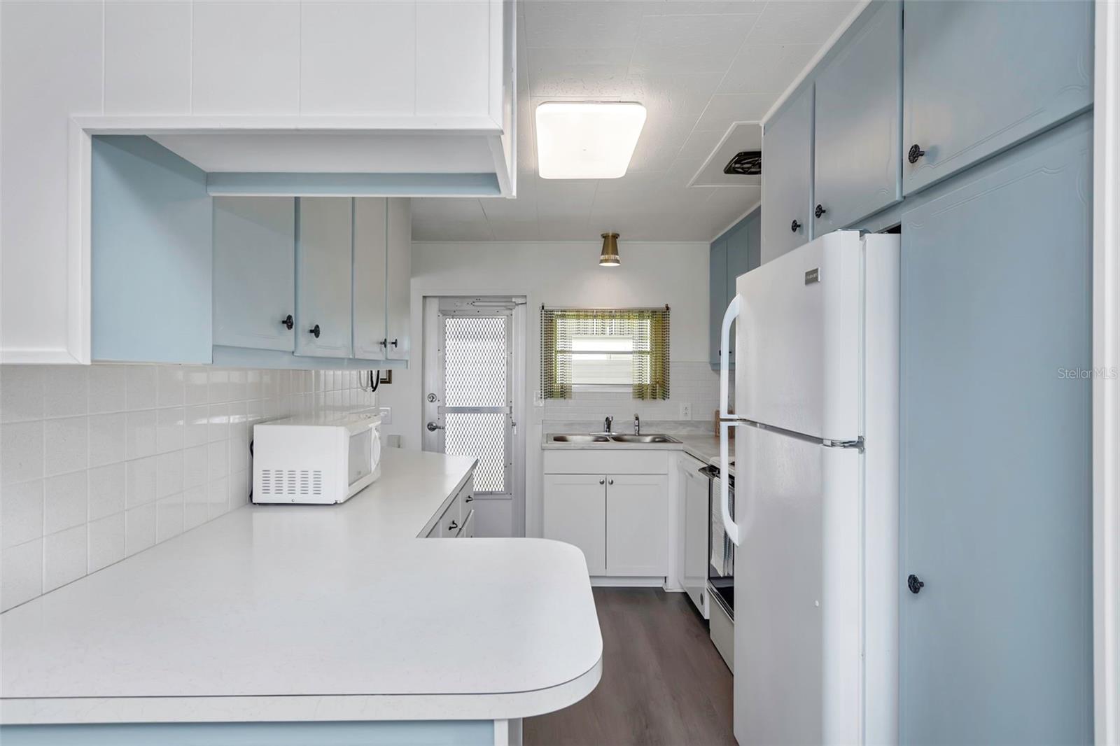 BAY ARISTOCRAT VILLAGE MOBILE HOME PARK UNREC - Residential