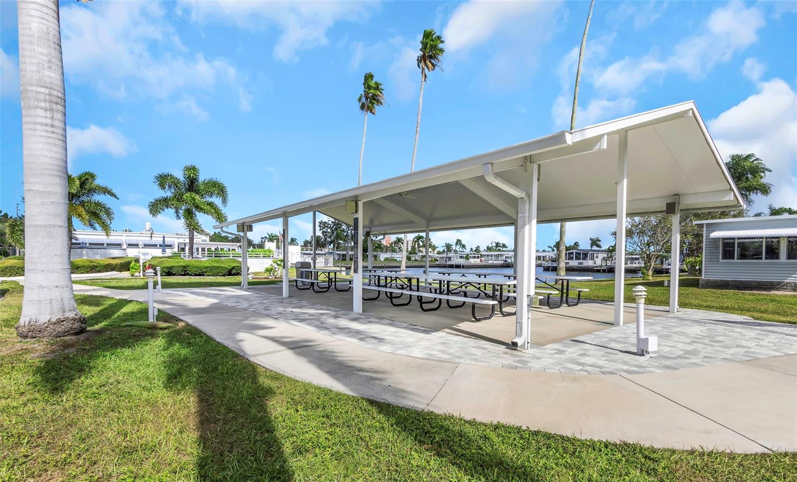 BAY ARISTOCRAT VILLAGE MOBILE HOME PARK UNREC - Residential