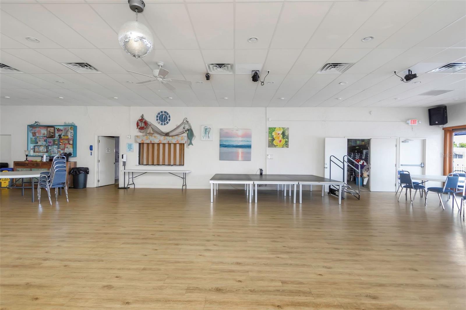 BAY ARISTOCRAT VILLAGE MOBILE HOME PARK UNREC - Residential