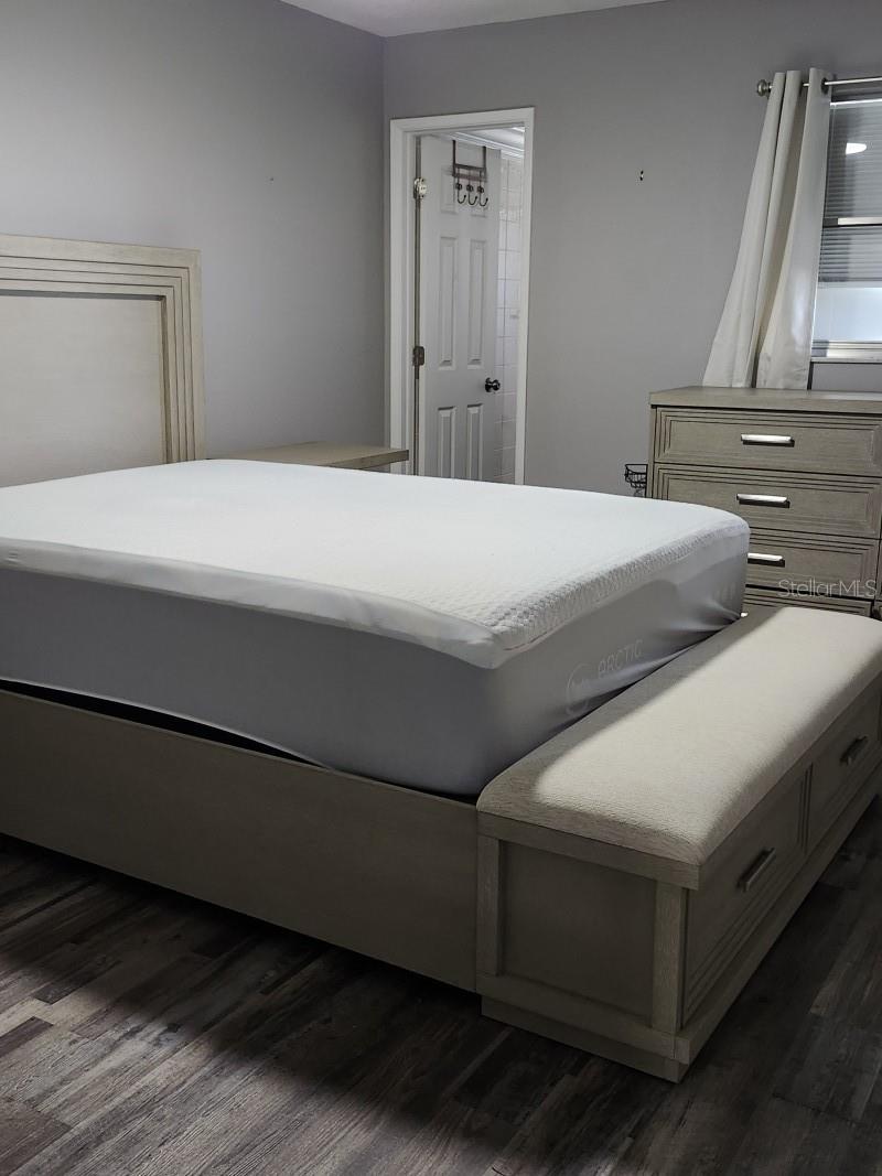 SHORE VIEW BLDG - Residential