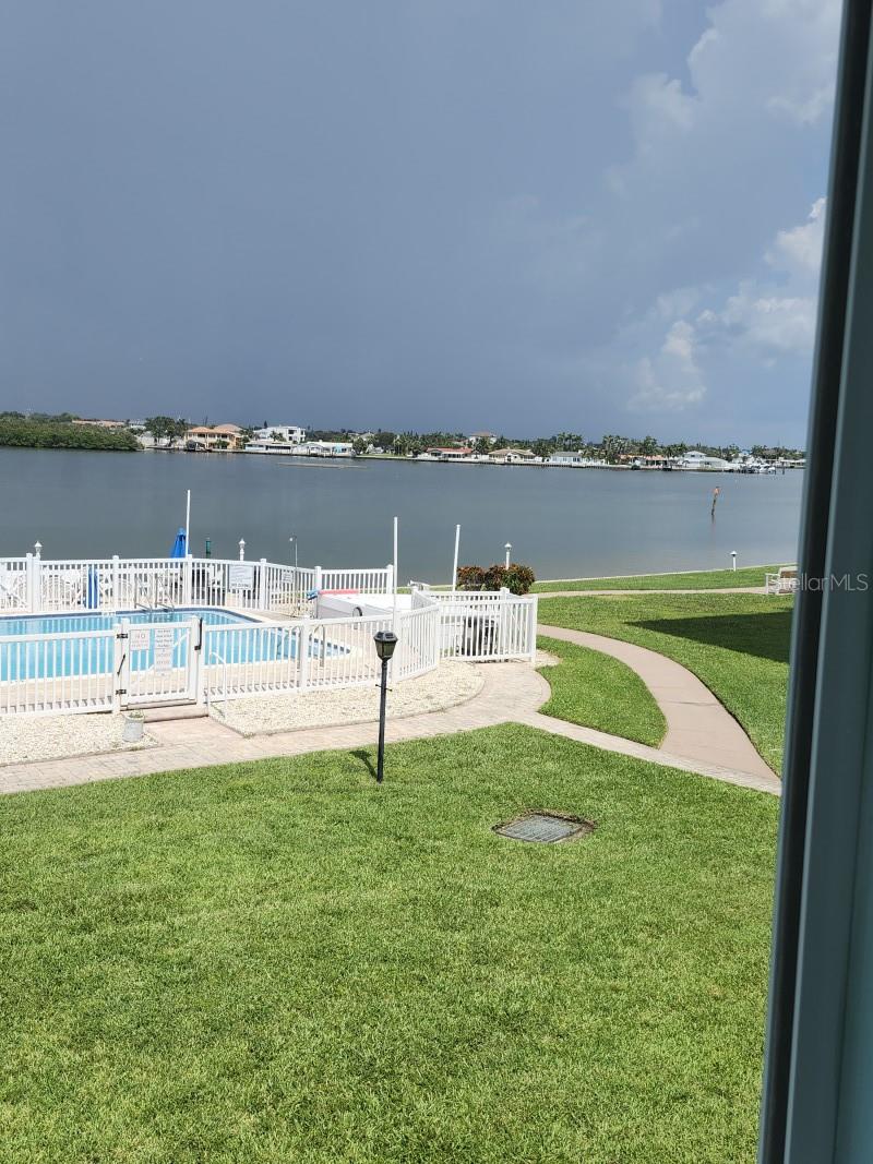 SHORE VIEW BLDG - Residential