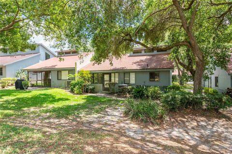 A home in LAKELAND