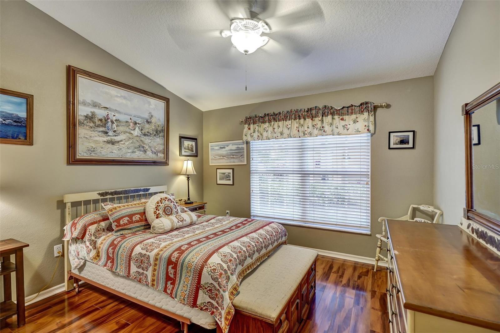 PINEHURST ESTATES PH B - Residential