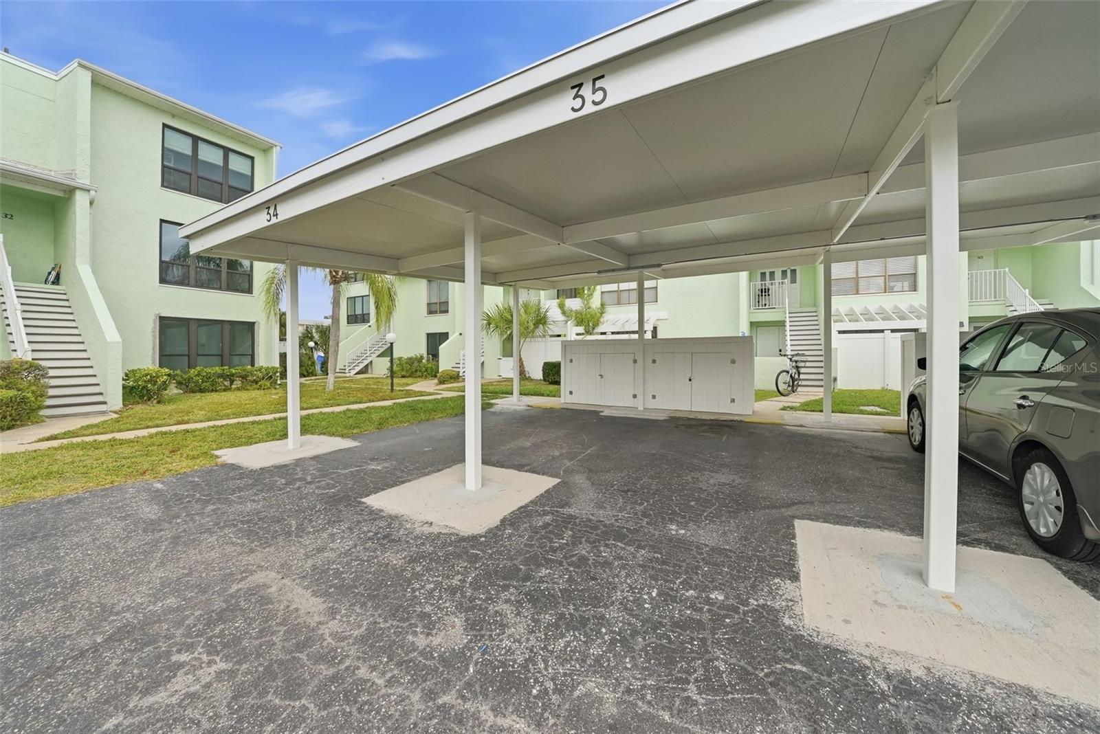 WINDRUSH COVE PH 1 CONDO - Residential