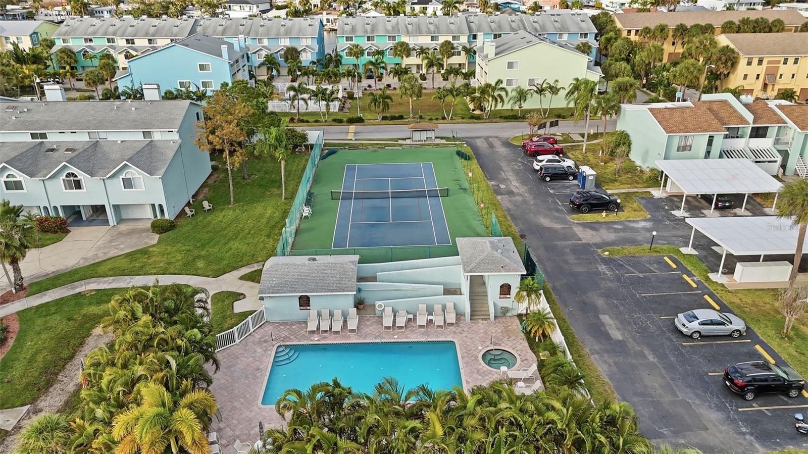 WINDRUSH COVE PH 1 CONDO - Residential