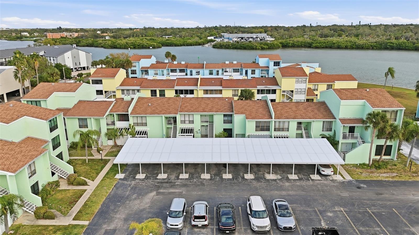 WINDRUSH COVE PH 1 CONDO - Residential