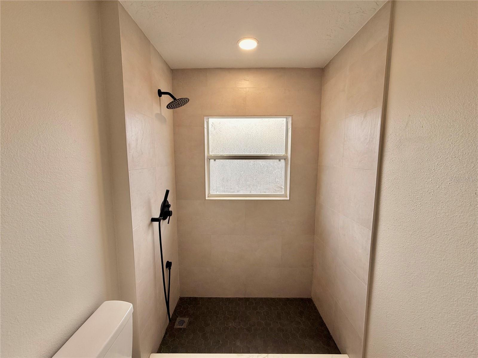 AVALON LAKES PH 02 VILLAGE F - Residential