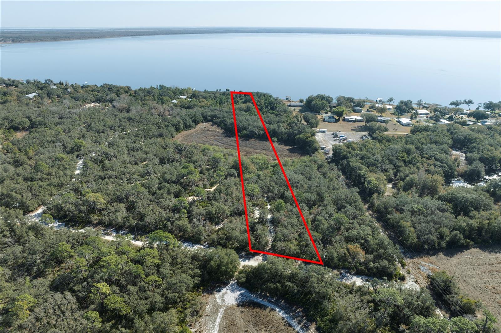 LAKE & HILLS COUNTRY ESTATES - Land