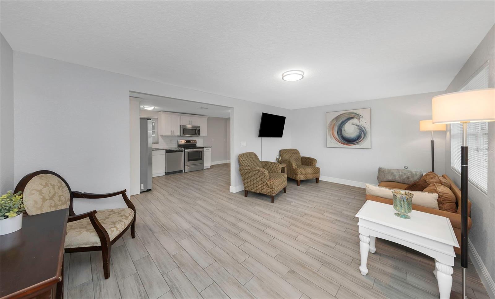2332 CHANCERY DRIVE