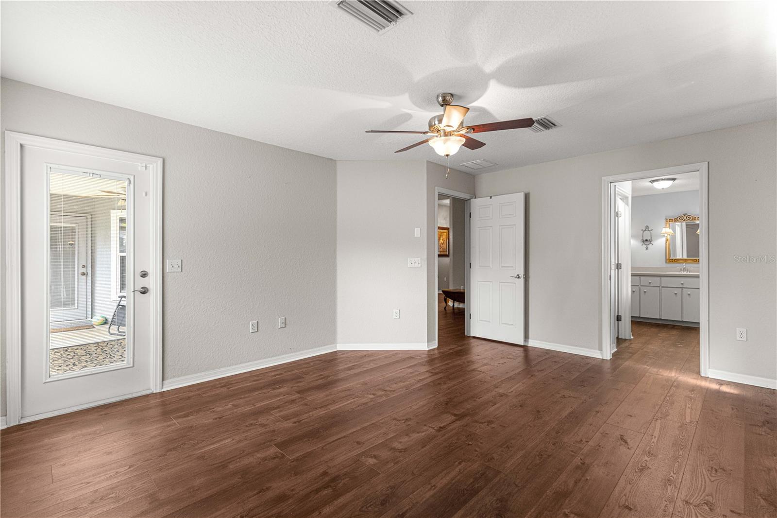 RAVEN GLEN UN 01 - Residential