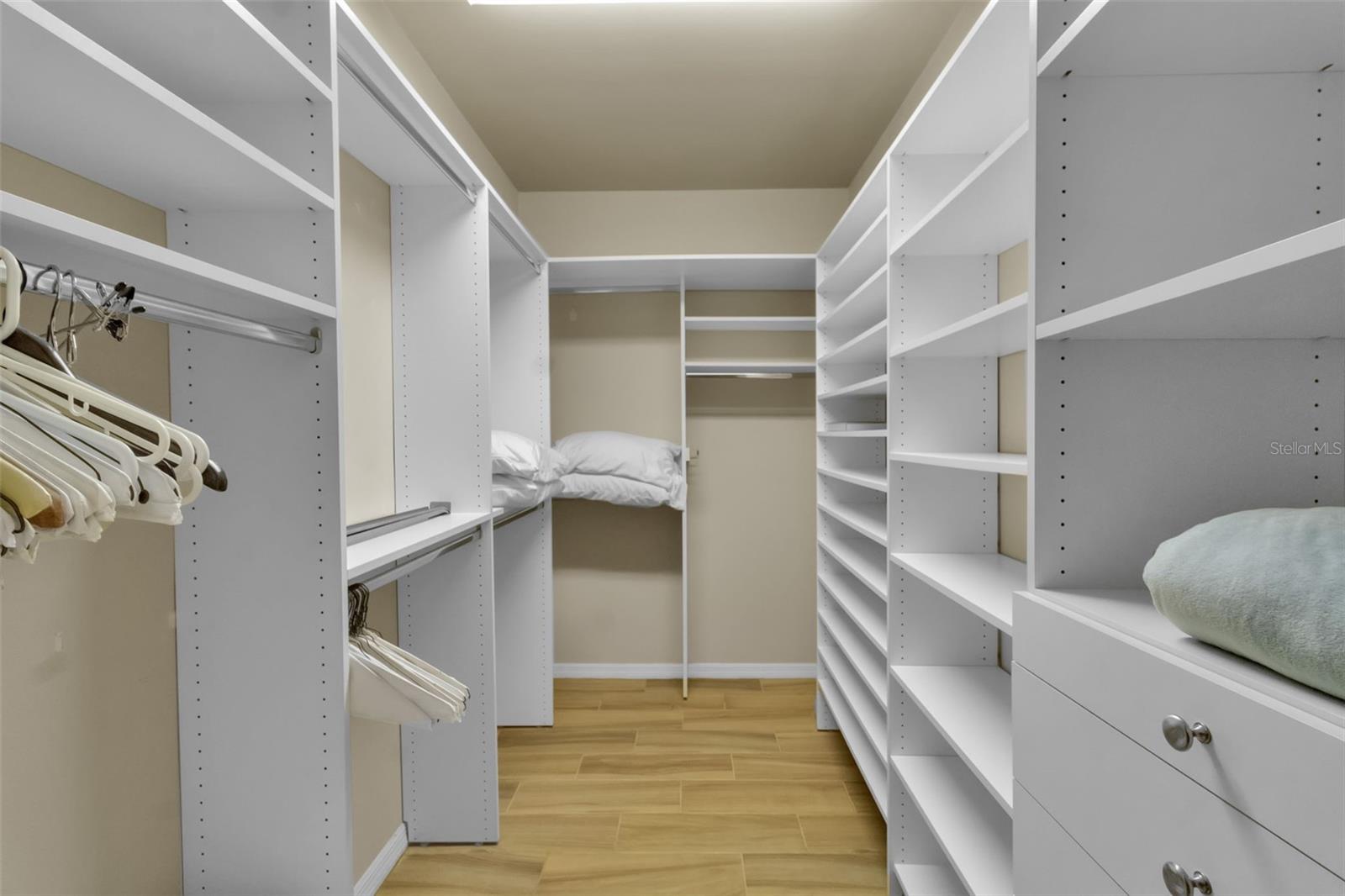 PRESTANCIA - Residential