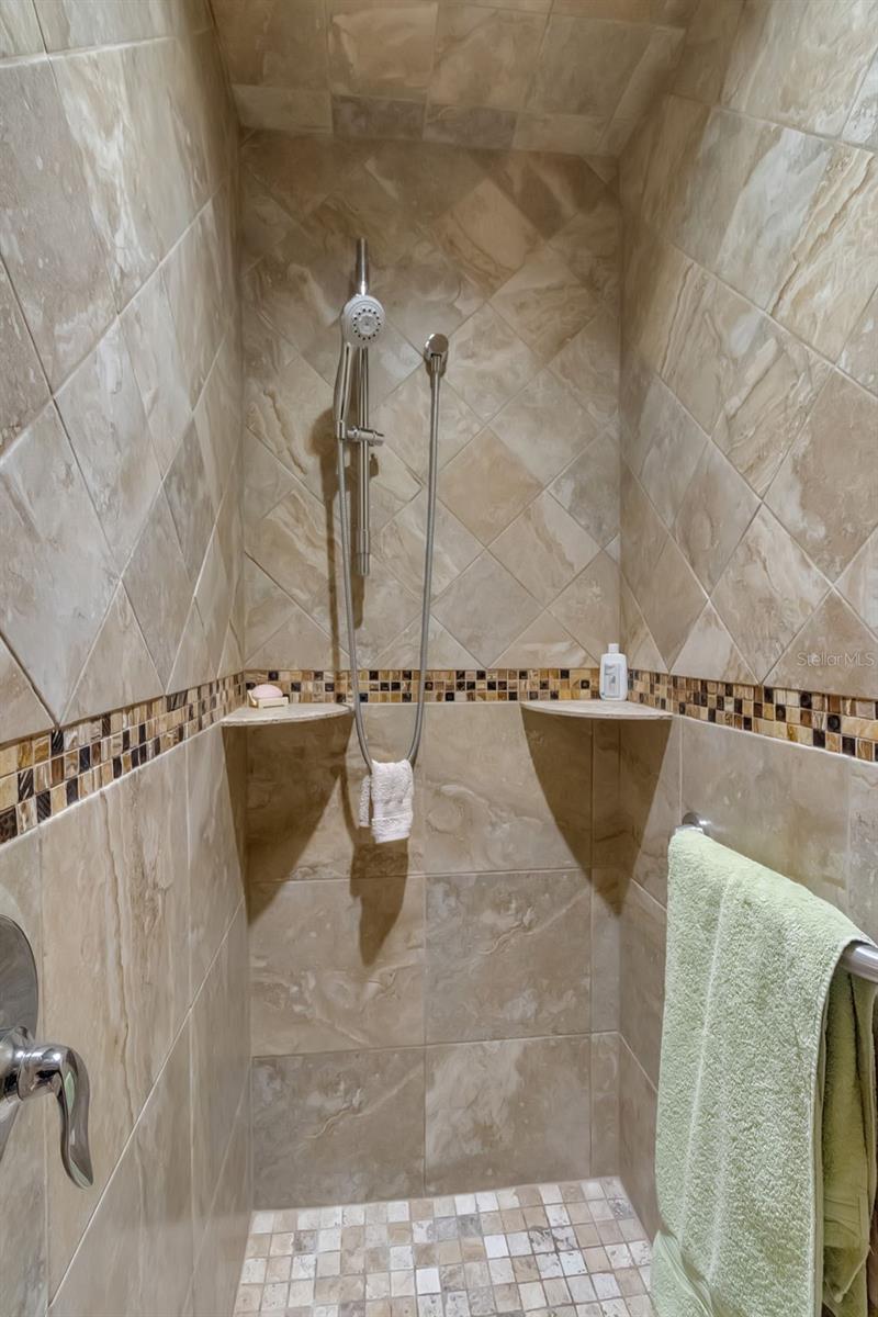 PRESTANCIA - Residential