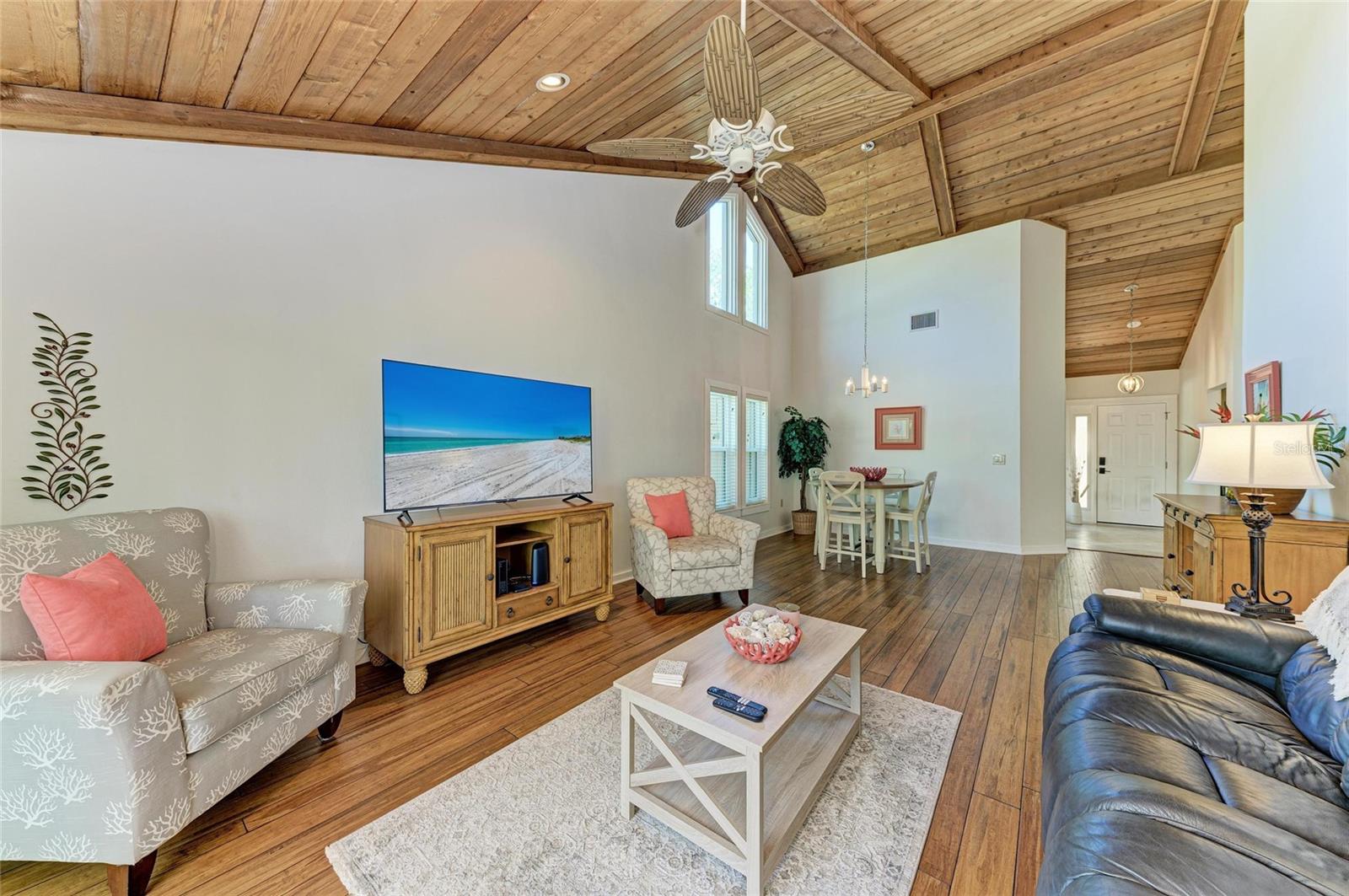 PINE BAY FOREST - Residential