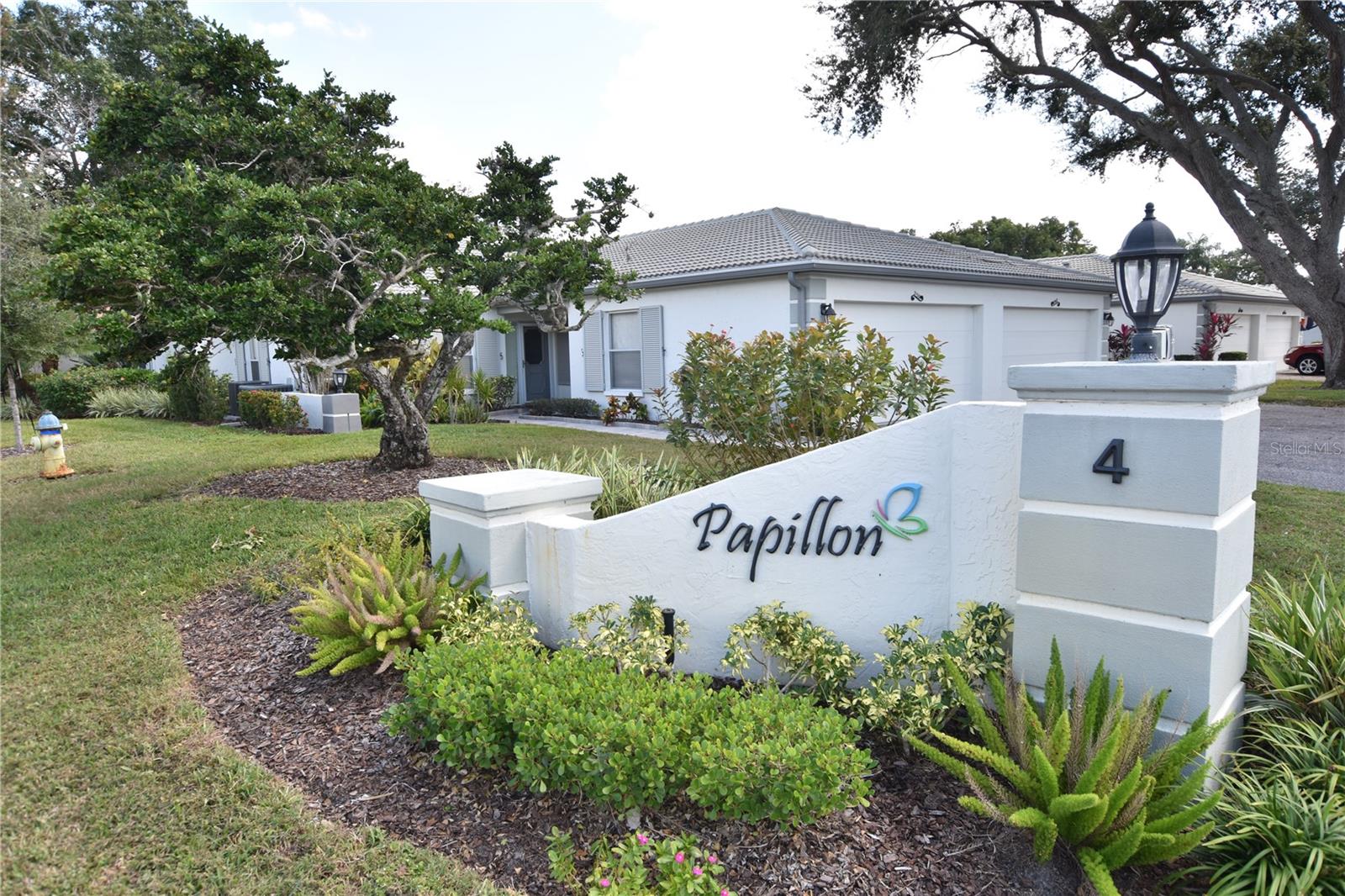 VILLAS OF PAPILLION - Residential