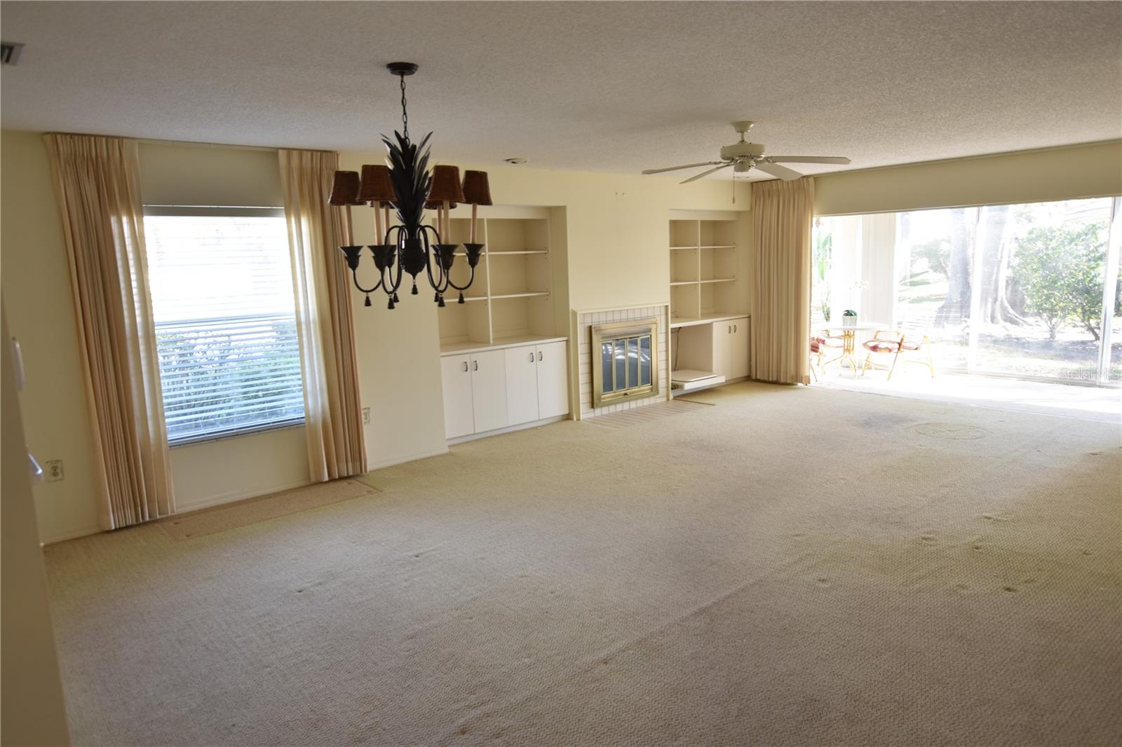 VILLAS OF PAPILLION - Residential