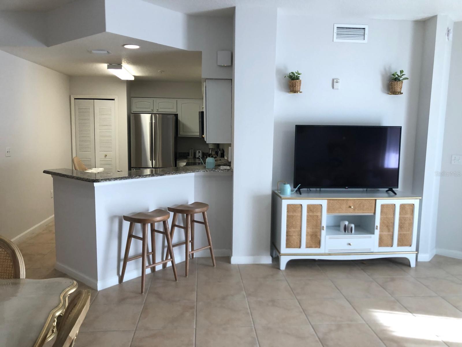 WORLDQUEST RESIDENCE - Residential