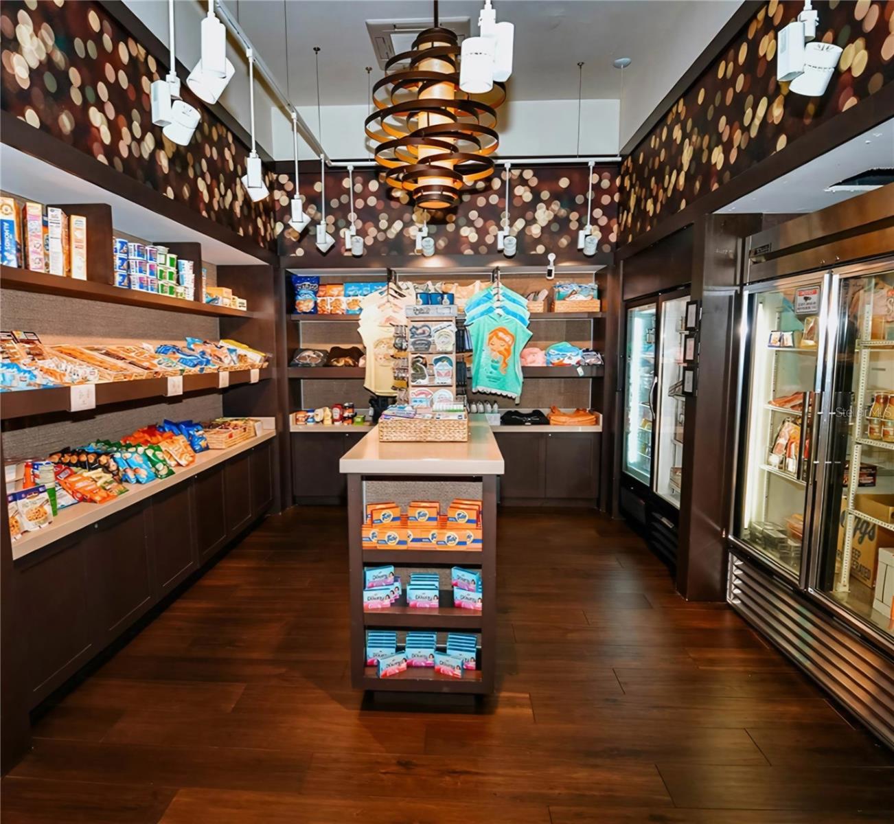 WORLDQUEST RESIDENCE - Residential