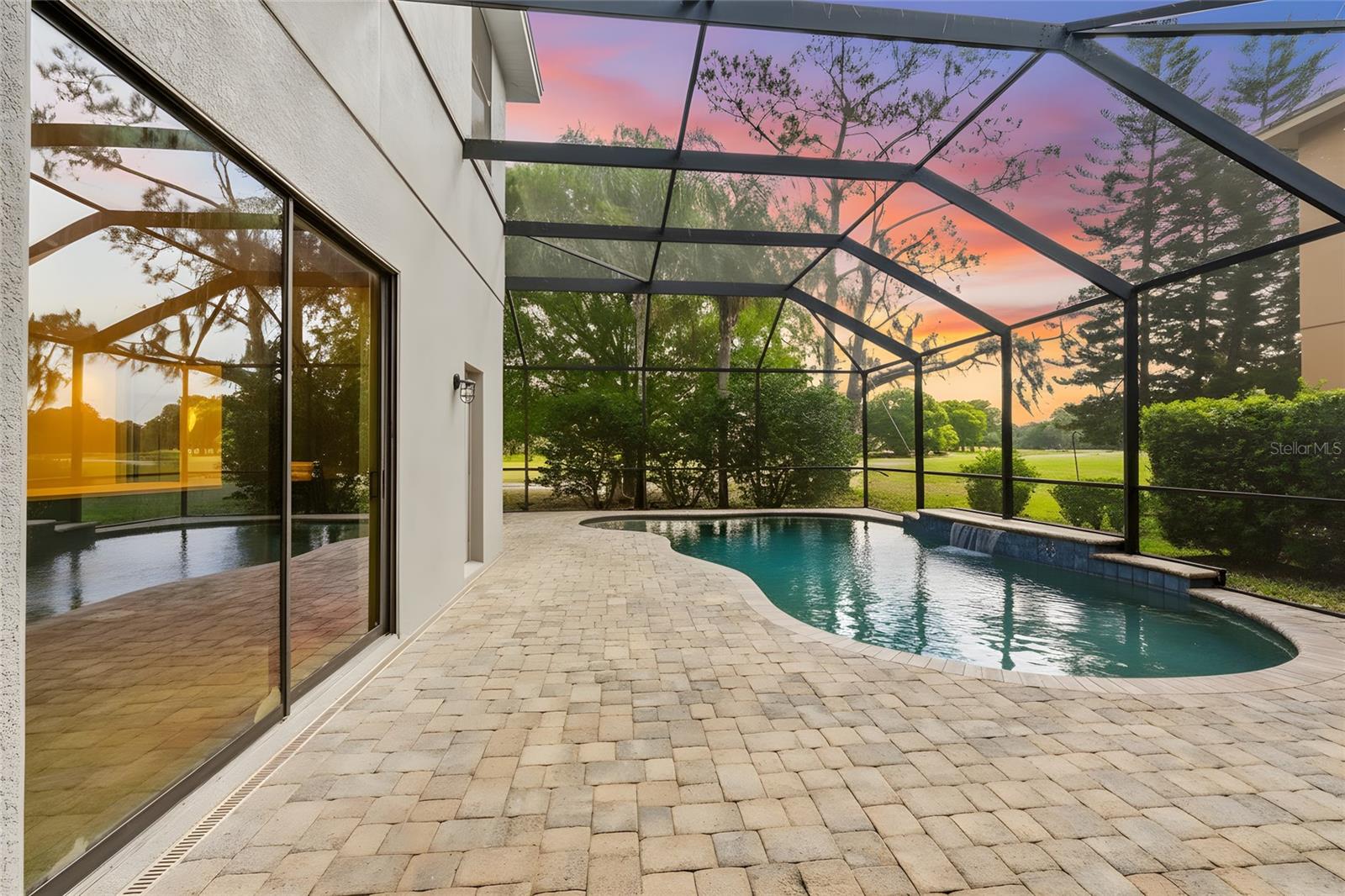 NINE EAGLES UNIT ONE SEC I - Residential