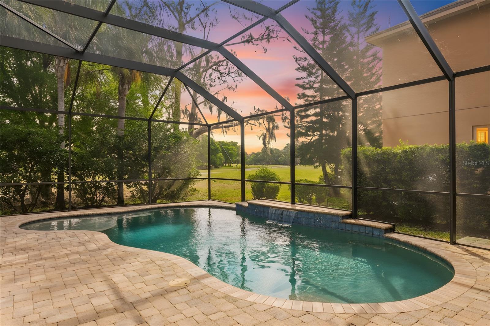 NINE EAGLES UNIT ONE SEC I - Residential