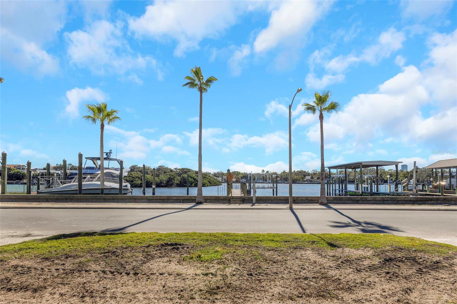 SNELL ISLE BRIGHTWATERS SEC 1 REP - Land