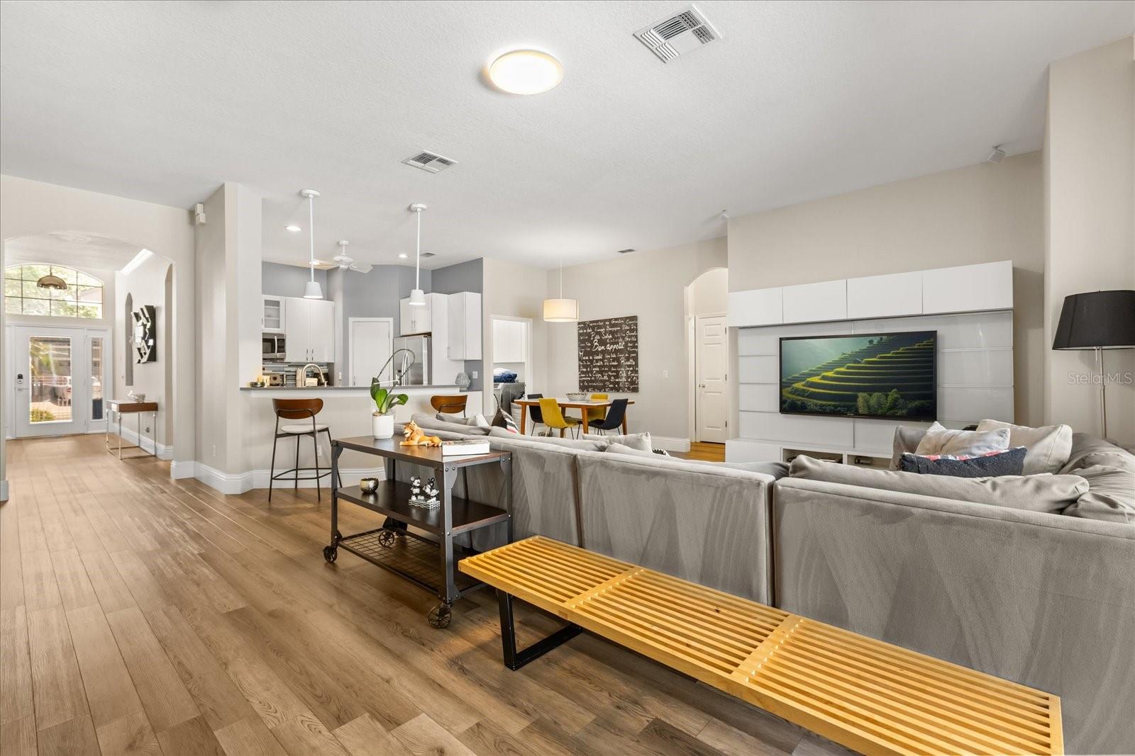 HUNTERS CREEK TR 515 PH 01 & - Residential