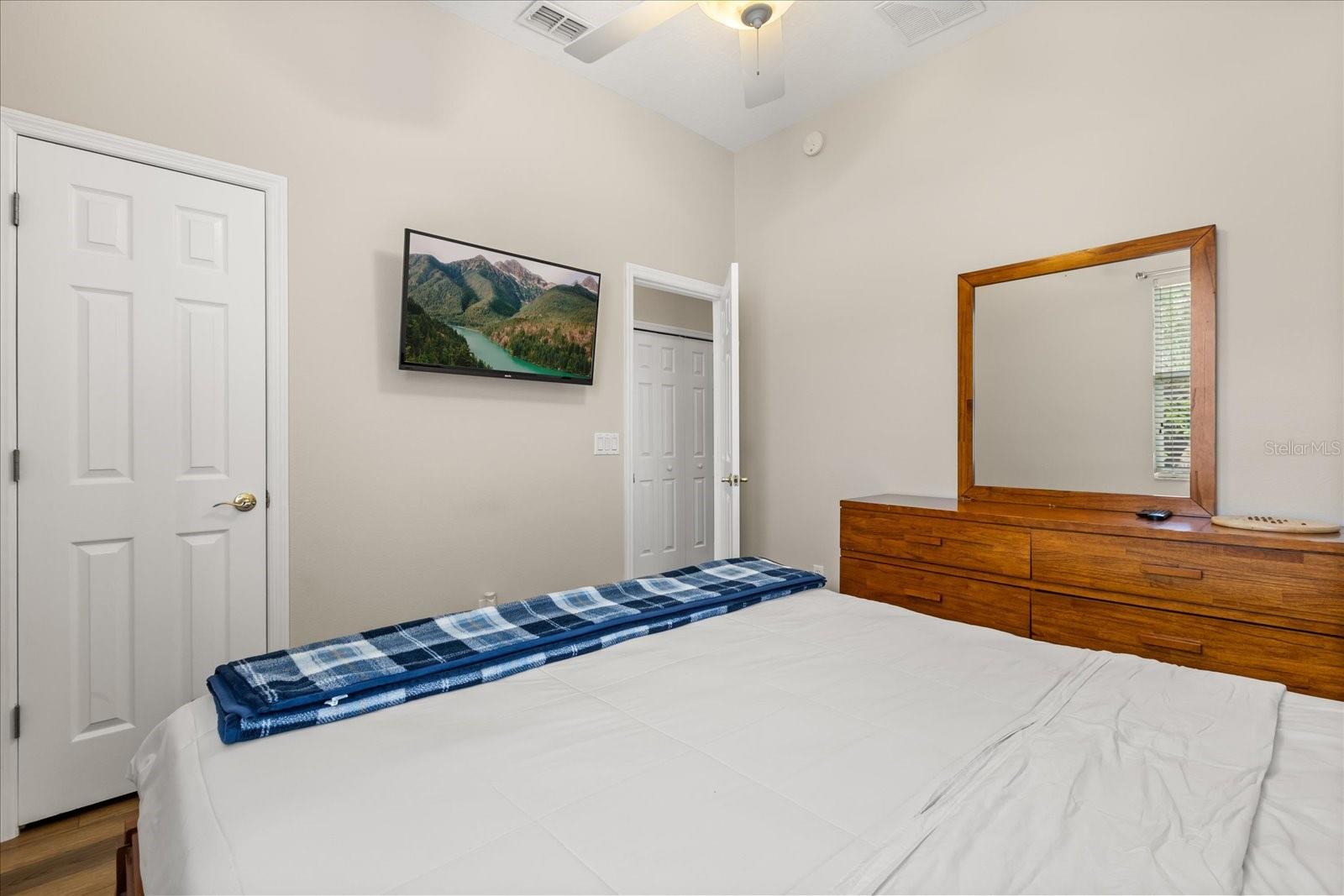 HUNTERS CREEK TR 515 PH 01 & - Residential