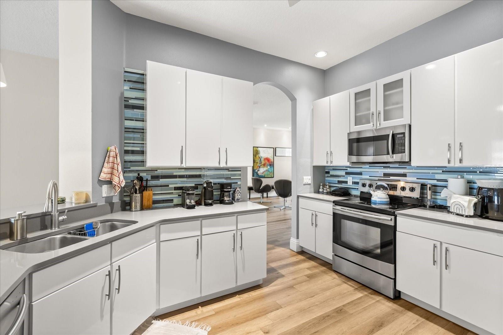 HUNTERS CREEK TR 515 PH 01 & - Residential