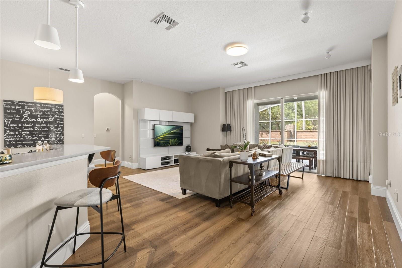 HUNTERS CREEK TR 515 PH 01 & - Residential