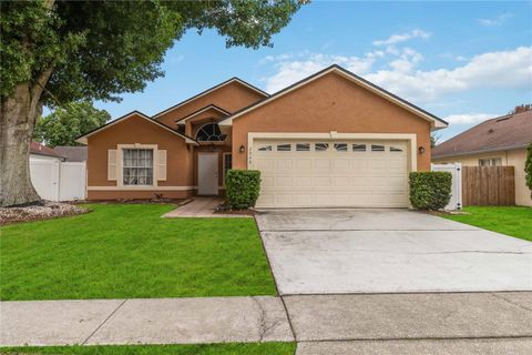 Photo of 2948 Oak Run Boulevard, Kissimmee, FL 34744 (MLS # O6405102)