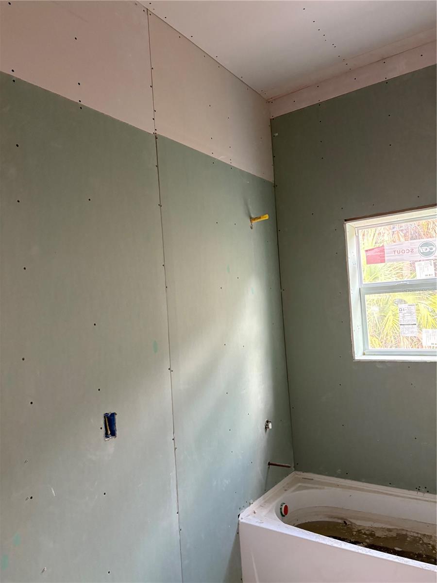 NORTH PORT GARDENS - Residential