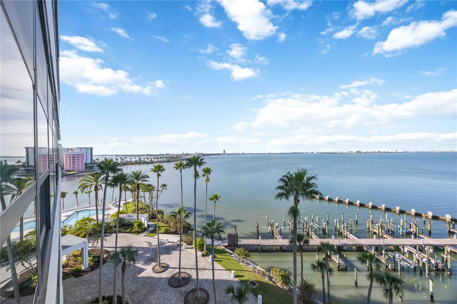 CONDO ON THE BAY TOWER I - Residential