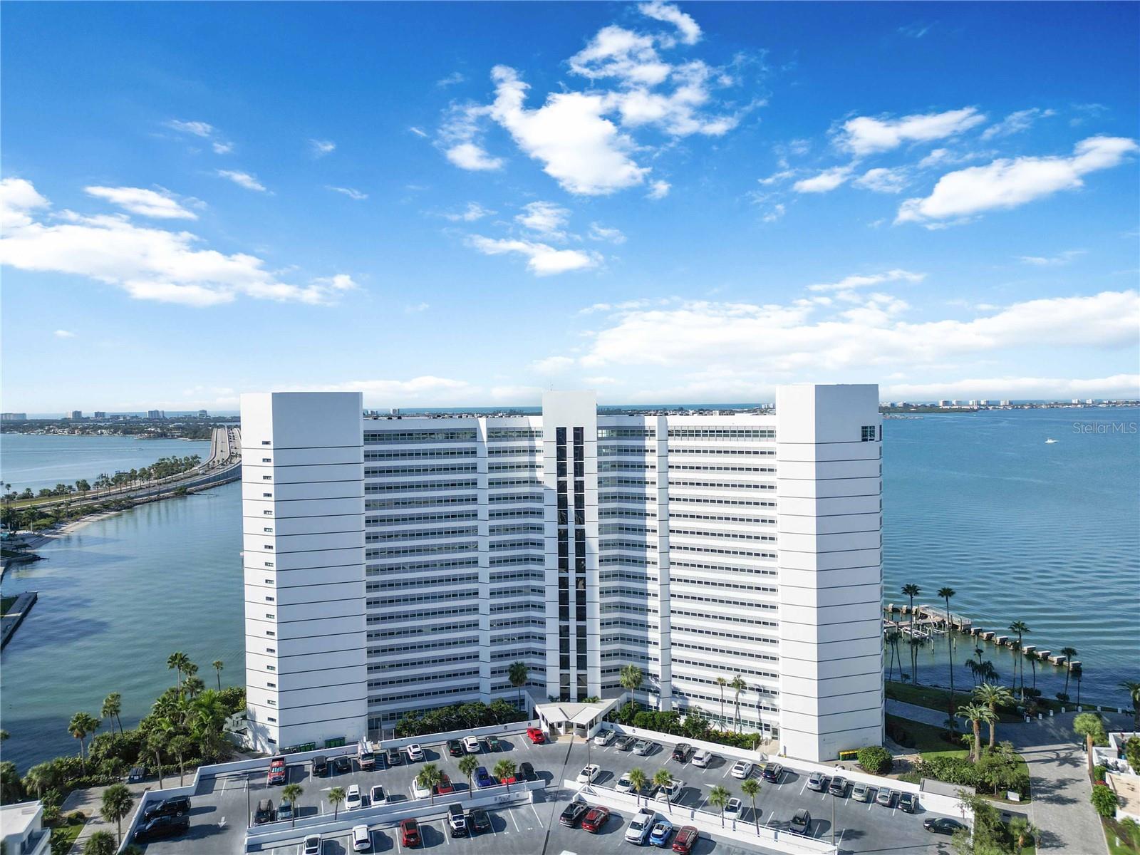 CONDO ON THE BAY TOWER I - Residential